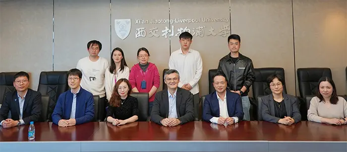 校企联合研究院揭牌仪式合照
